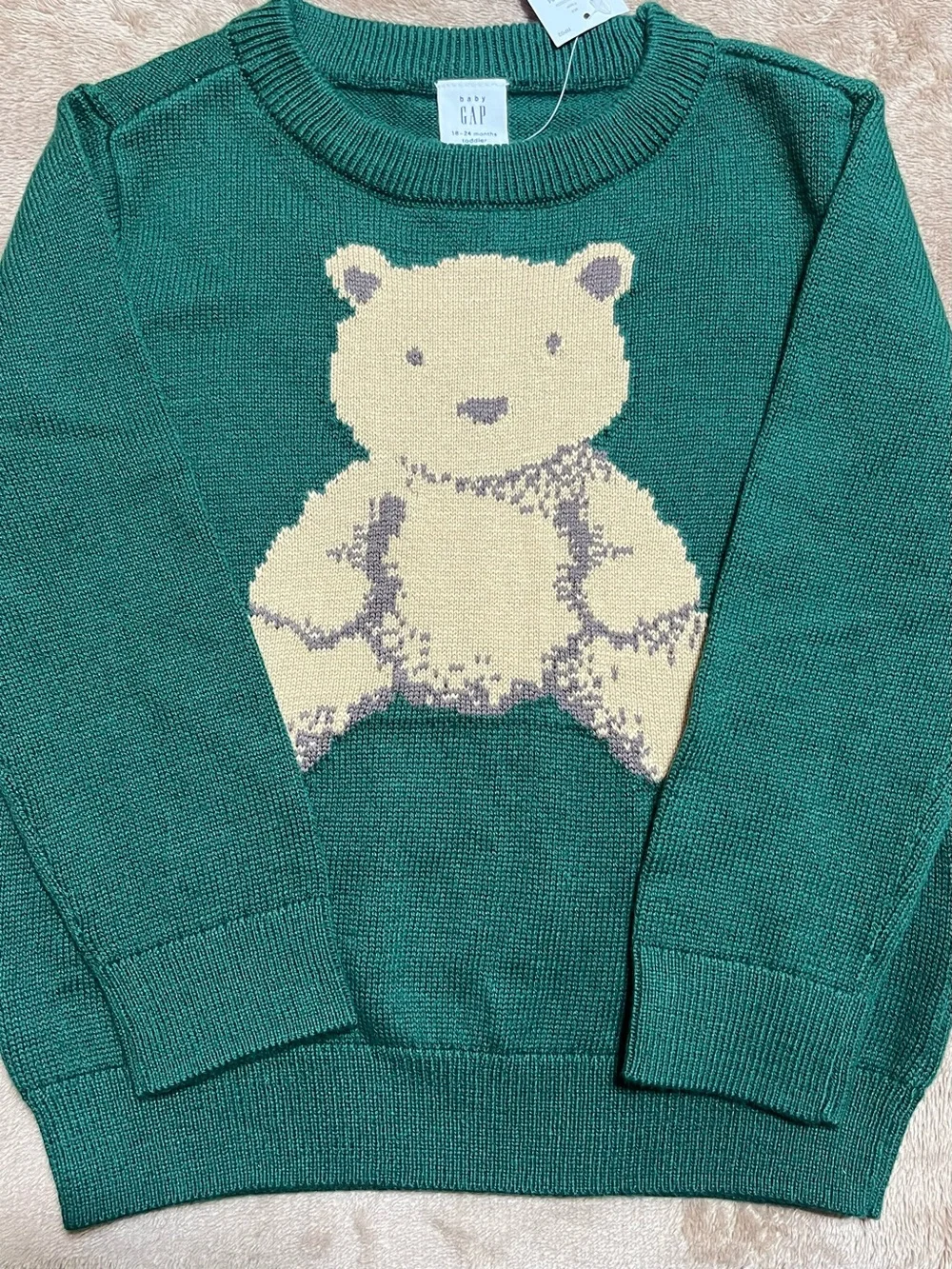 GAP crewneck sweater